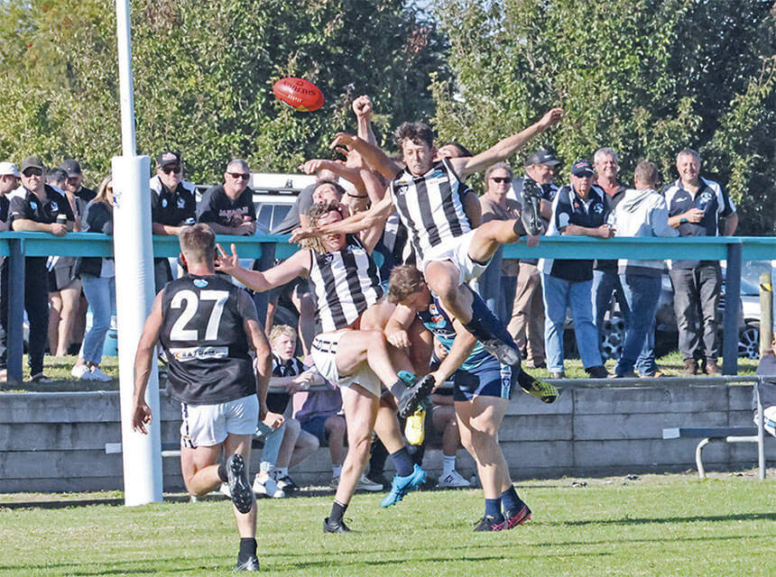 Magpies overcome Blues in season opener